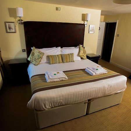 Hotel The George à West Bay Chambre photo