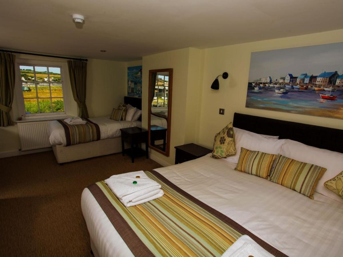 Hotel The George à West Bay Extérieur photo