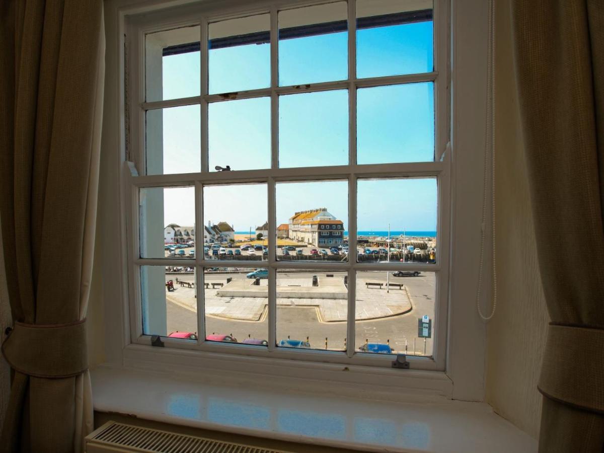 Hotel The George à West Bay Extérieur photo